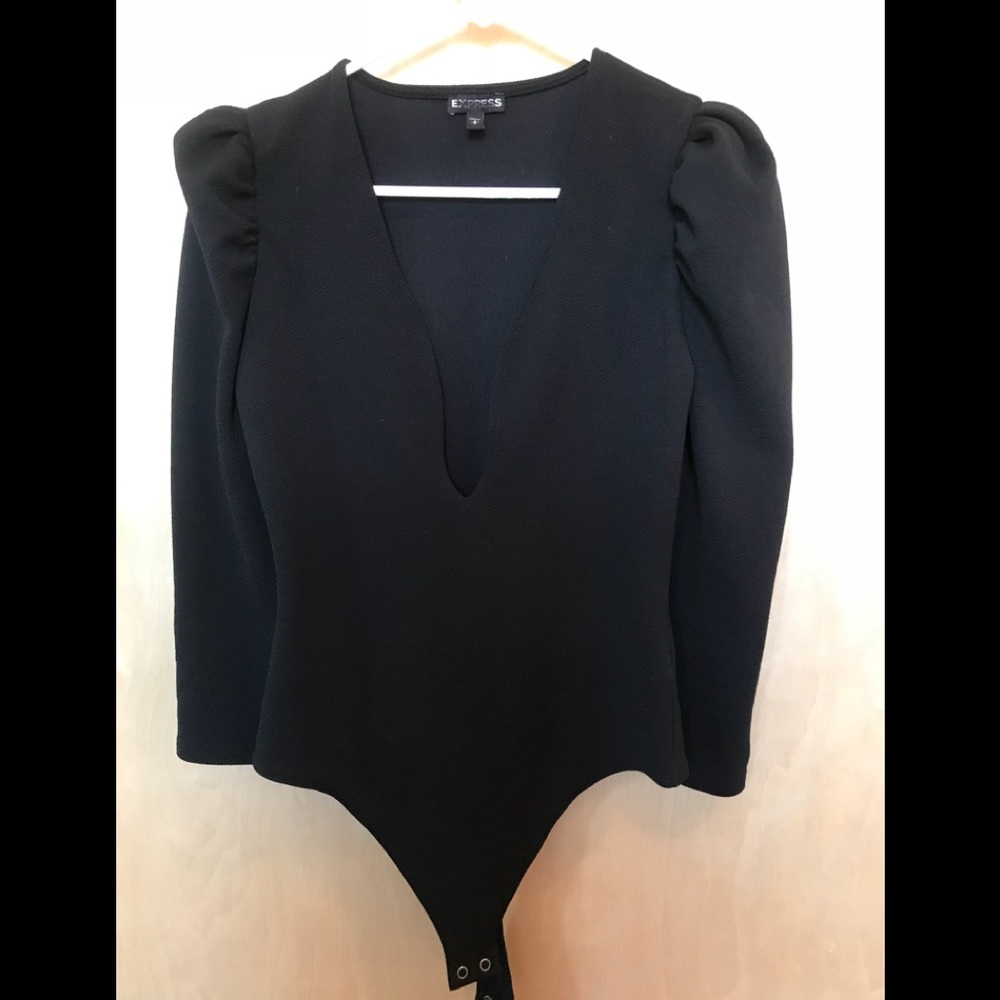 Black express shirt